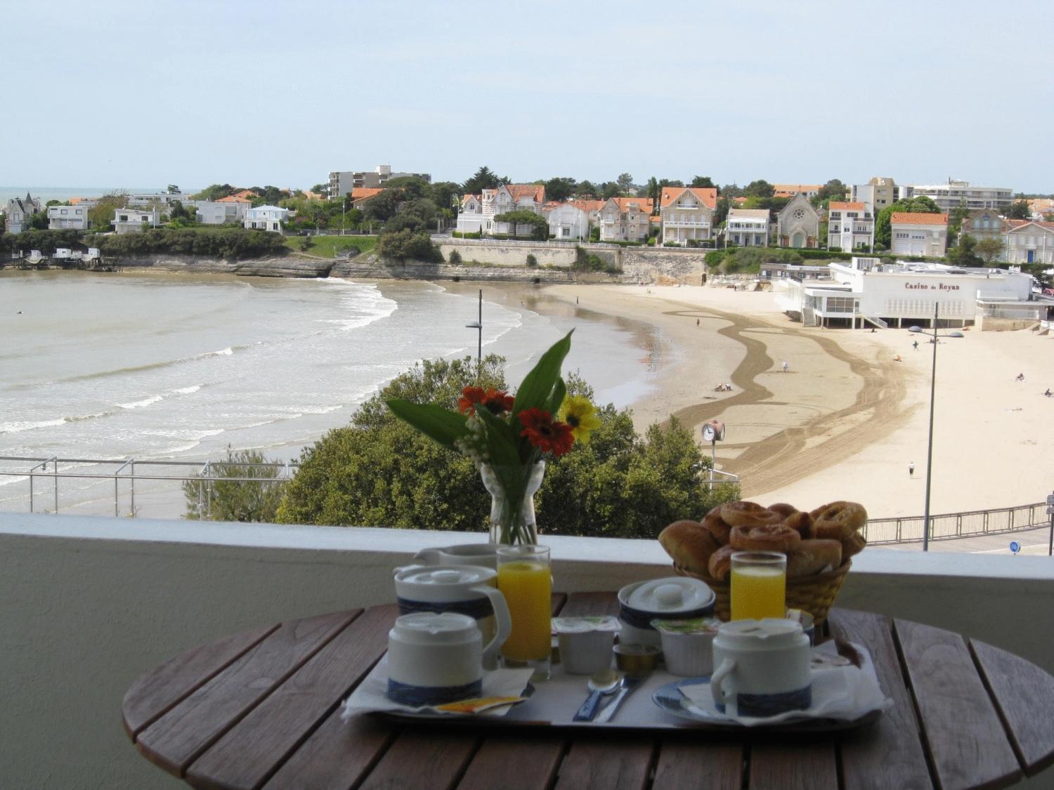 Hotel Belle Vue Royan Bagian luar foto