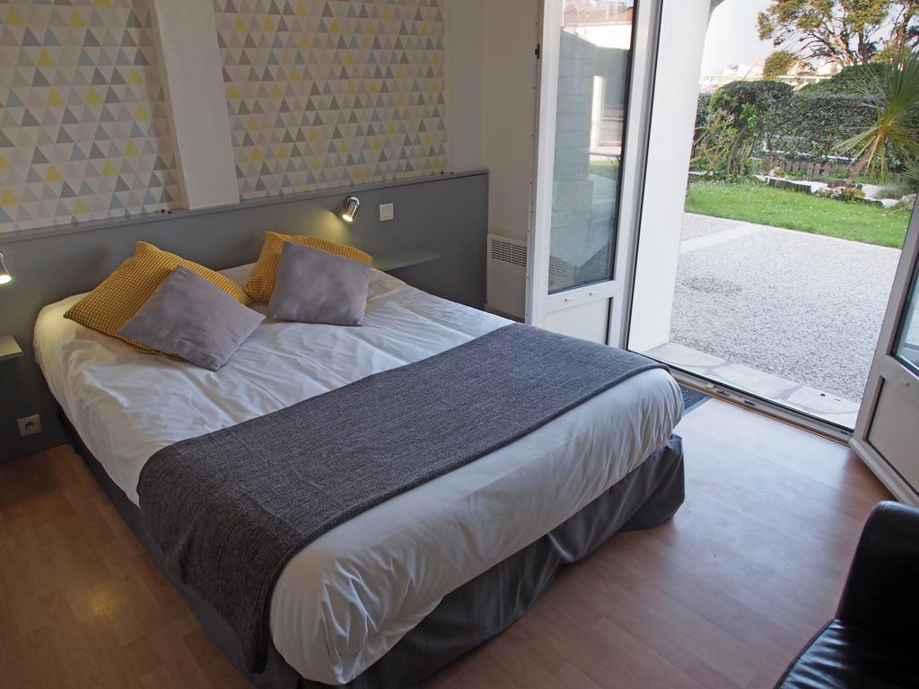 Hotel Belle Vue Royan Bagian luar foto